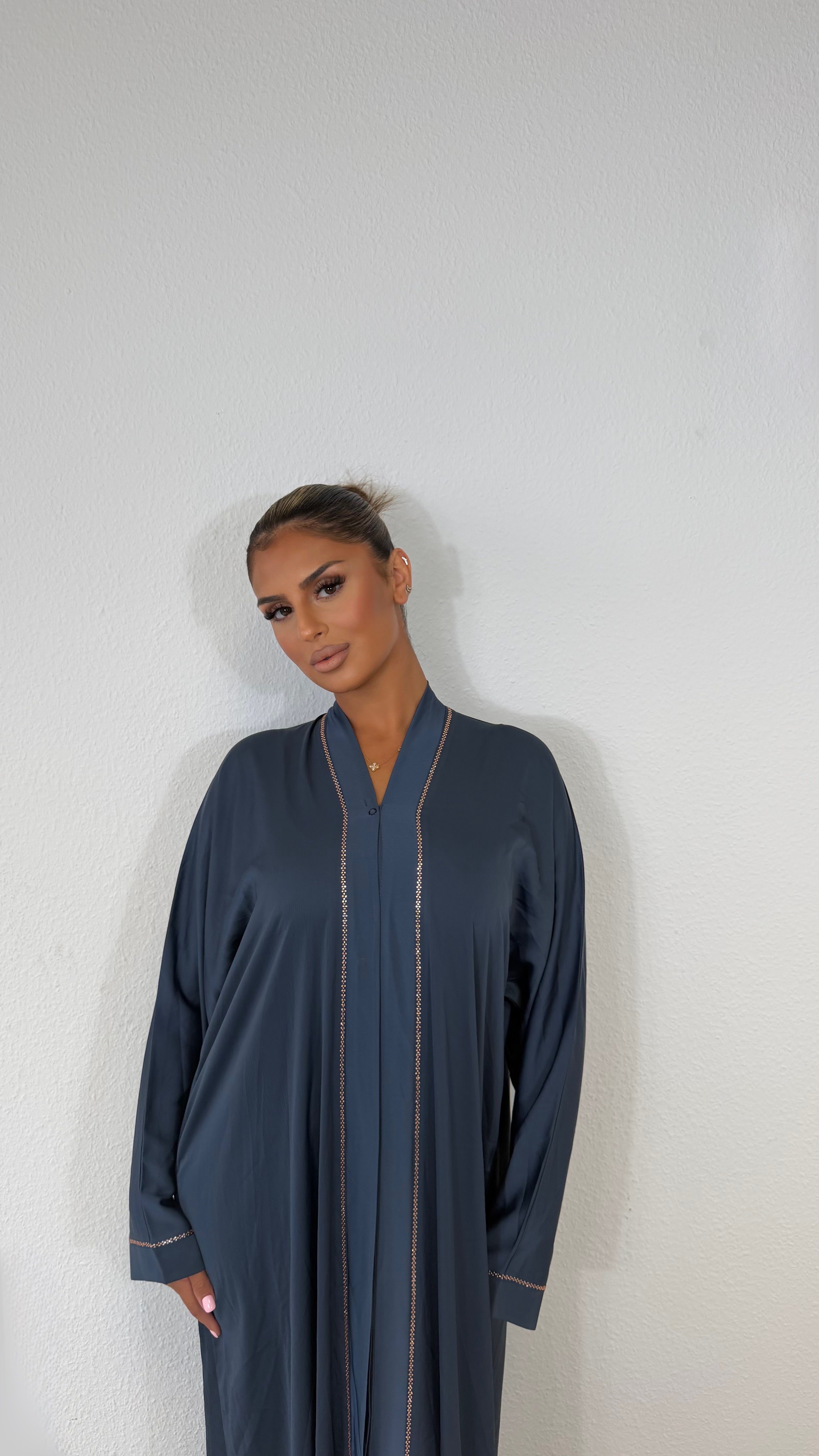 Abaya mit Steine