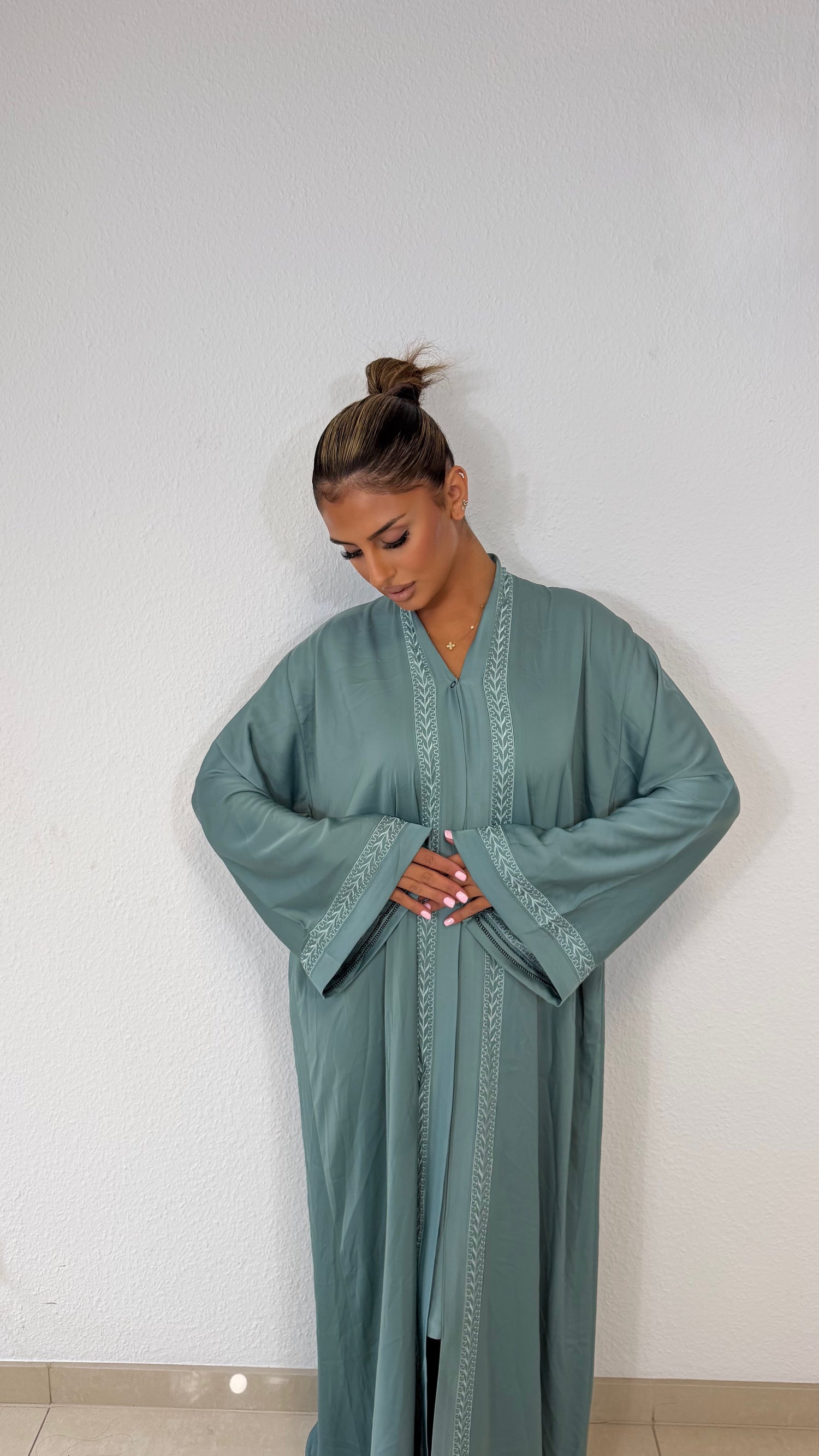 Abaya mit Muster